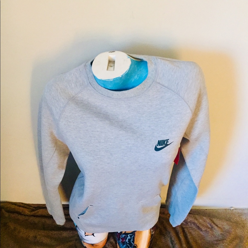 SOLD-NIKE TECH FLEECE CREW PULLOVER SWEATSHIRT - Picture 7 of 8